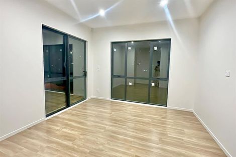 Photo of property in 18 Frazen Avenue, Papakura, 2110