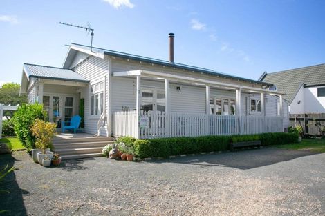 Photo of property in 2 Cook Street, Leamington, Cambridge, 3432