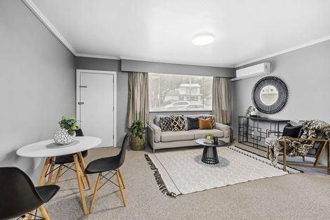 Photo of property in 2/246 Main Road, Tawa, Wellington, 5028