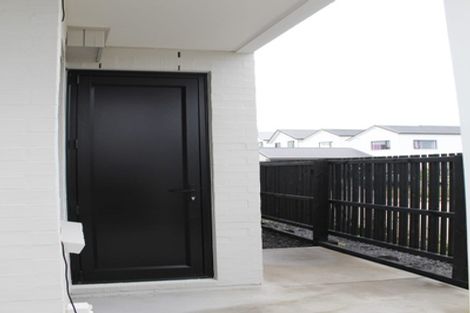 Photo of property in 20 Frank Gill Road, Hobsonville, Auckland, 0616