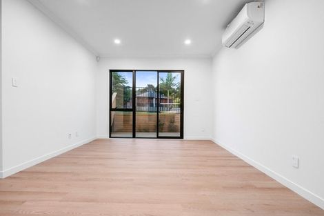 Photo of property in 24a Scarlock Avenue, Browns Bay, Auckland, 0630