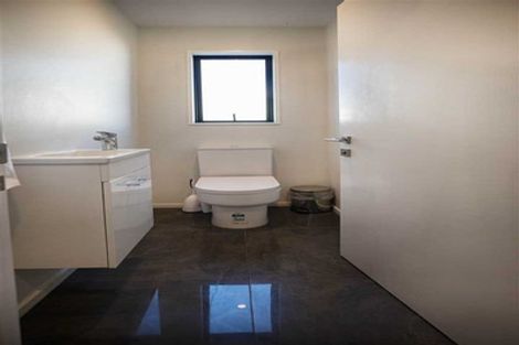 Photo of property in 8b Defoe Place, Waltham, Christchurch, 8023