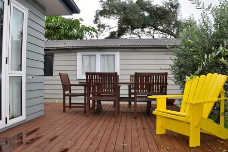 Photo of property in 43 Beach Road, Waihi Beach, 3611