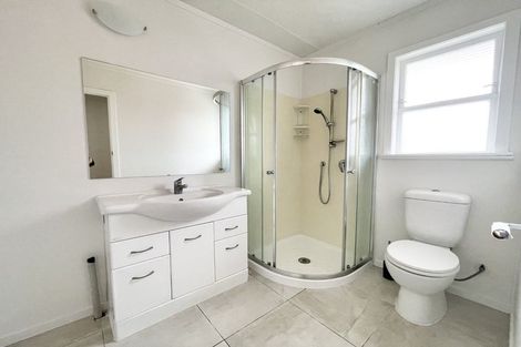 Photo of property in 79 Sturges Road, Henderson, Auckland, 0612