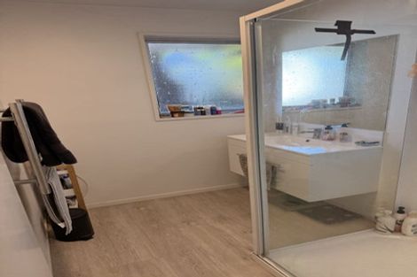 Photo of property in 2/259a Fifield Terrace, Opawa, Christchurch, 8023