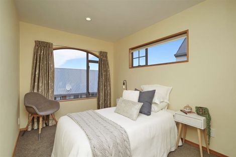 Photo of property in 3/96 Wainui Street, Riccarton, Christchurch, 8041