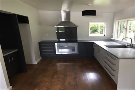 Photo of property in 42 Coote Road, Bluff Hill, Napier, 4110