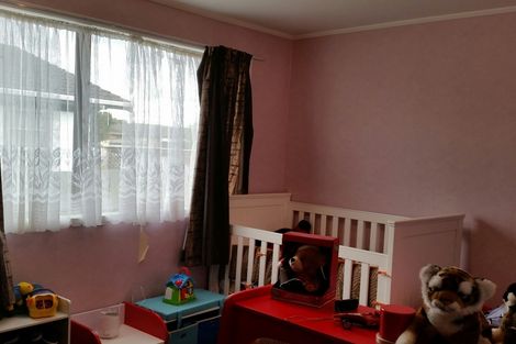 Photo of property in 16 Romilly Court, Papakura, 2110