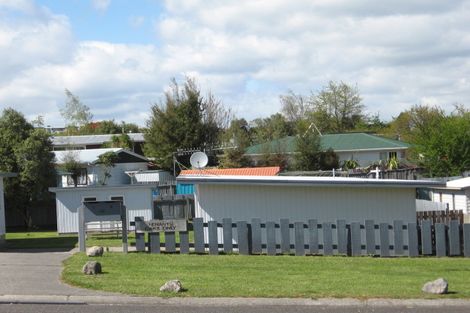 Photo of property in 39 Te Hatepe Avenue, Taupo, 3330