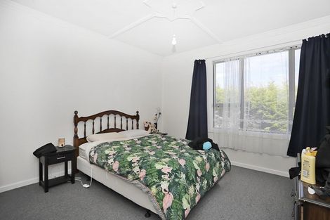 Photo of property in 302 Princes Street, Strathern, Invercargill, 9812