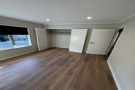 Photo of property in 81 Kemp Road, Massey, Auckland, 0614