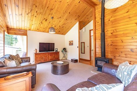 Photo of property in 120 Union Line, Fordell, Whanganui, 4572