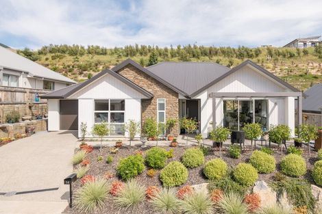 Photo of property in 14 Village Lane, Stoke, Nelson, 7011