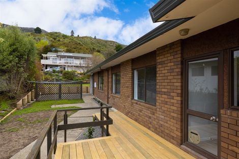 Photo of property in 12 Rimu Terrace, Waikawa, Picton, 7220