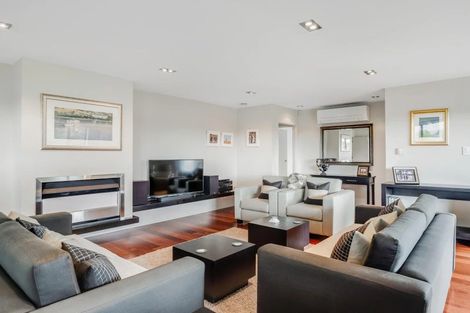 Photo of property in 21 Olena Avenue, Sunnyhills, Auckland, 2010