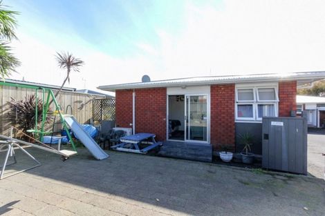 Photo of property in 1/306 Devon Street West, New Plymouth, 4310