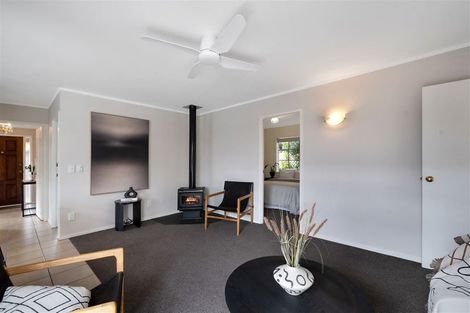 Photo of property in 19 Palomino Drive, Henderson, Auckland, 0612