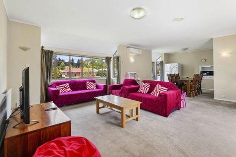 Photo of property in 5 Wharepaina Crescent, Springfield, Rotorua, 3015