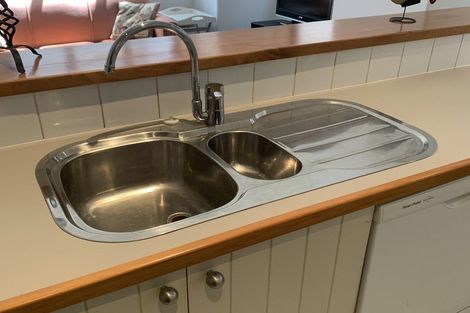 Photo of property in Kelvin House, 1g/16 The Terrace, Wellington Central, Wellington, 6011