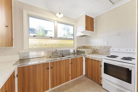 Photo of property in 31 Sanders Avenue, Westown, New Plymouth, 4310
