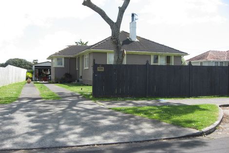 Photo of property in 33 Arimu Road, Papakura, 2110