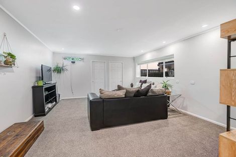 Photo of property in 27 Clansman Terrace, Gulf Harbour, Whangaparaoa, 0930
