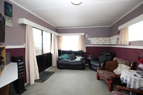 Photo of property in 90c Fergusson Street, Woodville, 4920