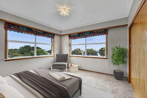 Photo of property in 83a Eliot Street, New Plymouth, 4310