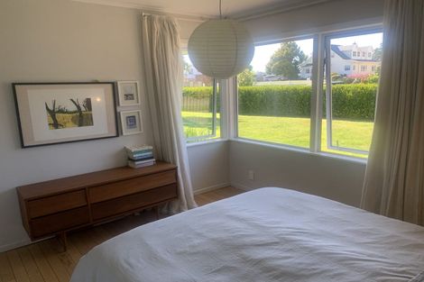 Photo of property in 16 Williamson Street, Cambridge, 3434