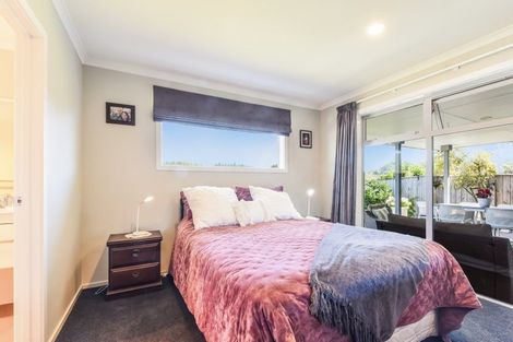 Photo of property in 118 Milton Terrace, Picton, 7220