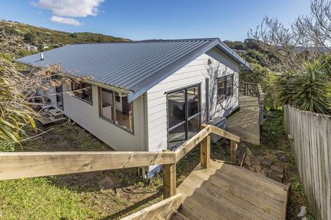 Photo of property in 32 Northumberland Street, Cannons Creek, Porirua, 5024