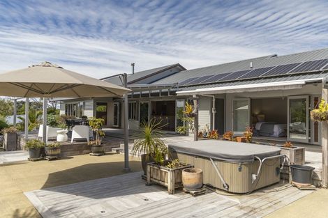 Photo of property in 6 Kaiwaka-mangawhai Road, Mangawhai, Kaiwaka, 0573