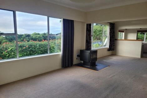 Photo of property in 55 Pioneer Road, Moturoa, New Plymouth, 4310