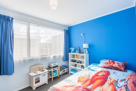 Photo of property in 57 Mazengarb Road, Paraparaumu Beach, Paraparaumu, 5032