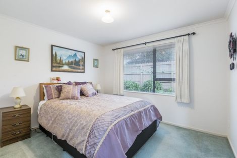 Photo of property in 69 Lothian Brae, Wattle Downs, Auckland, 2103