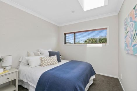 Photo of property in 46a Parkvale Road, Karori, Wellington, 6012