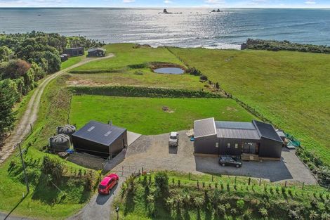 Photo of property in 1010 Cape Foulwind Road, Cape Foulwind, Westport, 7892