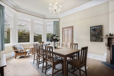 Photo of property in 46 Central Terrace, Kelburn, Wellington, 6012