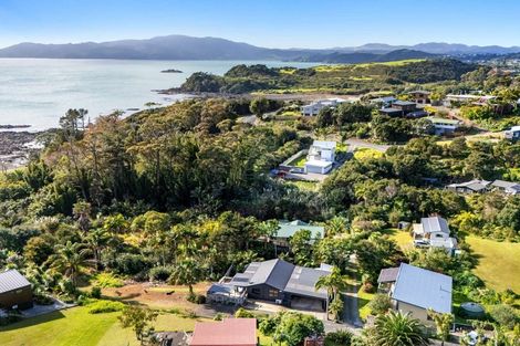 Photo of property in 54 Powells Road, Cable Bay, 0420