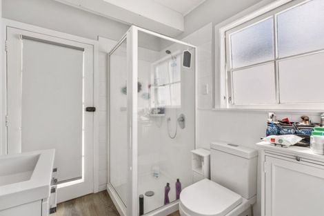 Photo of property in 168 Sandwich Road, St Andrews, Hamilton, 3200