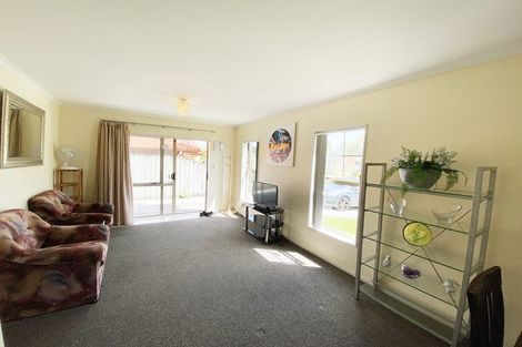 Photo of property in 5 Srah Place, East Tamaki, Auckland, 2013