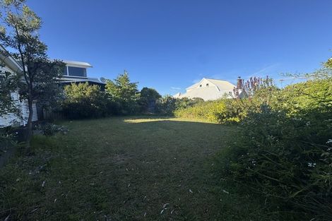 Photo of property in 18 Newry Road, Raumati Beach, Paraparaumu, 5032