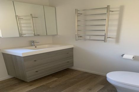 Photo of property in 8 Lavender Close, Spotswood, New Plymouth, 4310