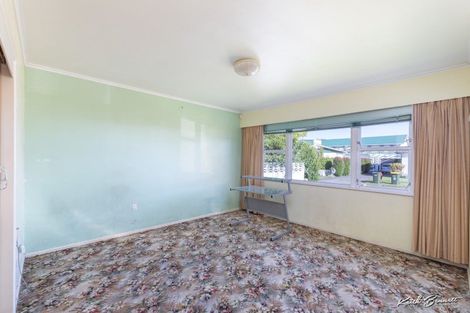 Photo of property in 51 Holyoake Crescent, Avalon, Lower Hutt, 5011