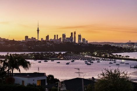 Photo of property in 26 Ngaiwi Street, Orakei, Auckland, 1071