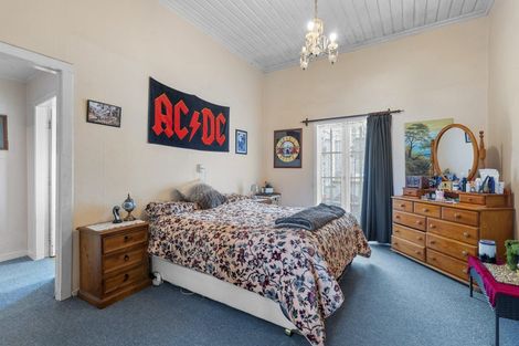 Photo of property in 7 Cracroft Street, Waitara, 4320
