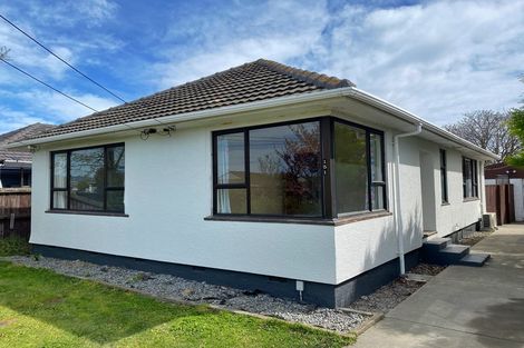 Photo of property in 151 Bower Avenue, New Brighton, Christchurch, 8083