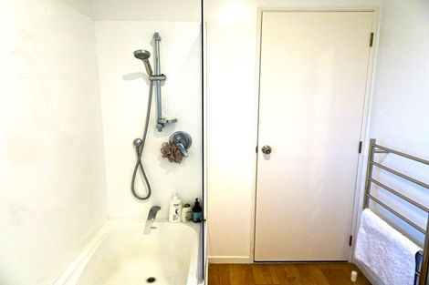 Photo of property in 46a Don Buck Road, Massey, Auckland, 0614