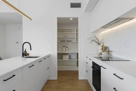 Photo of property in 15 Perehia Mews, Marshland, Christchurch, 8083