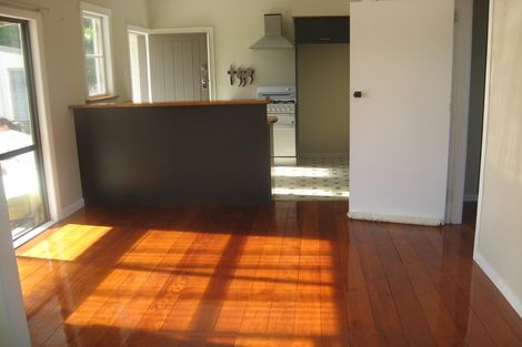 Photo of property in 8 Tawa Street, Gonville, Whanganui, 4501